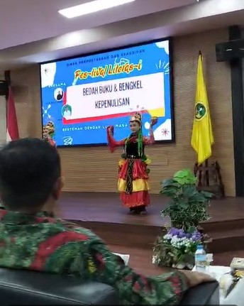 Sanggar Laras Tampil Memukau di Festival Literasi Sumenep